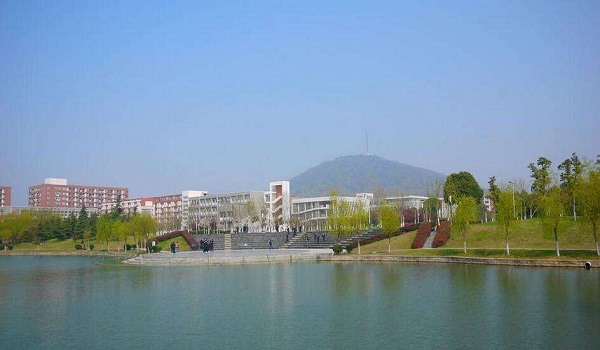 安徽新华学院排名2017最新排名第775名