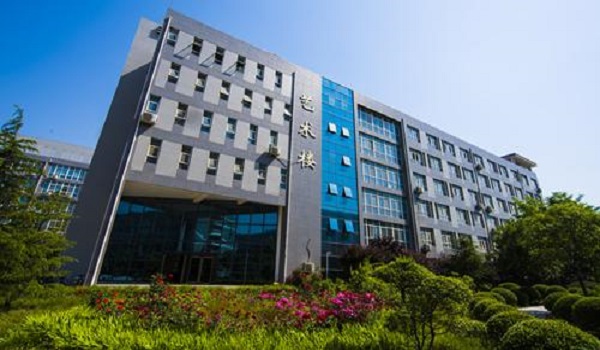 郑州工商学院排名2017最新排名第8名