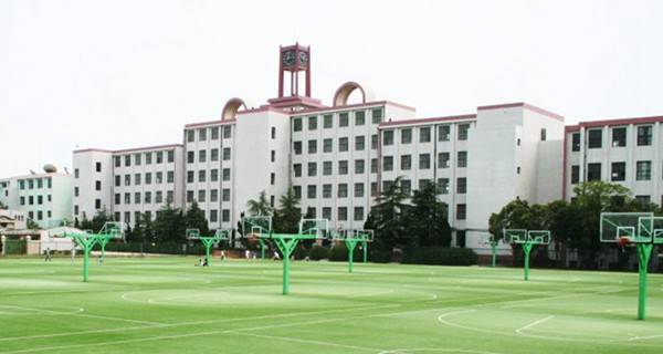 华东交通大学 北区篮球场